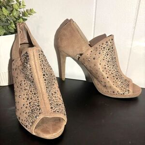 Jennifer Lopez Jezabelle Rhinestone Peep Toe Booties Taupe Stiletto Heels Wms 8